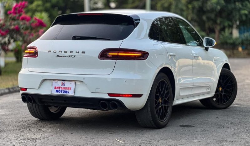 
								PORSCHE MACAN-GTS 2017 full									