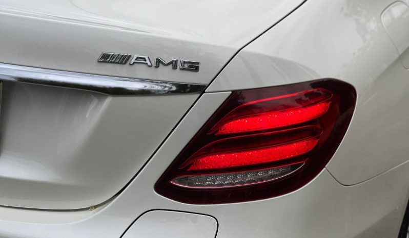 
								Mercedes Benz E350e 2018 full									