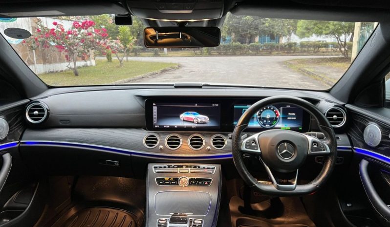
								Mercedes Benz E350e 2018 full									
