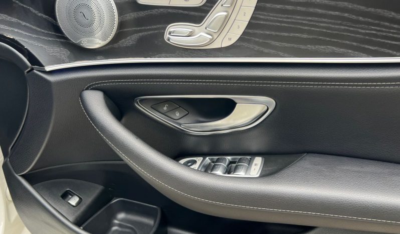 
								Mercedes Benz E350e 2018 full									