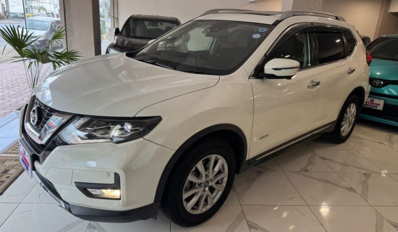 
								Nissan XTRAIL 2018 full									