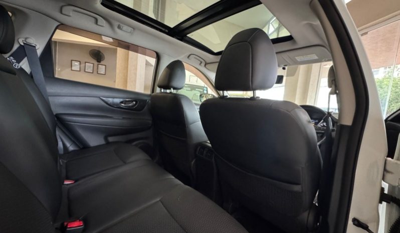 
								Nissan XTRAIL 2018 full									