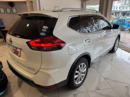 
										Nissan XTRAIL 2018 full									