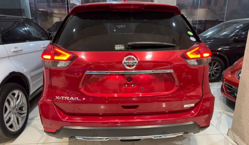 
								Nissan XTRAIL 2018 full									